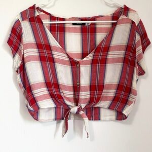 BDG Cropped Tie Front Top Medium